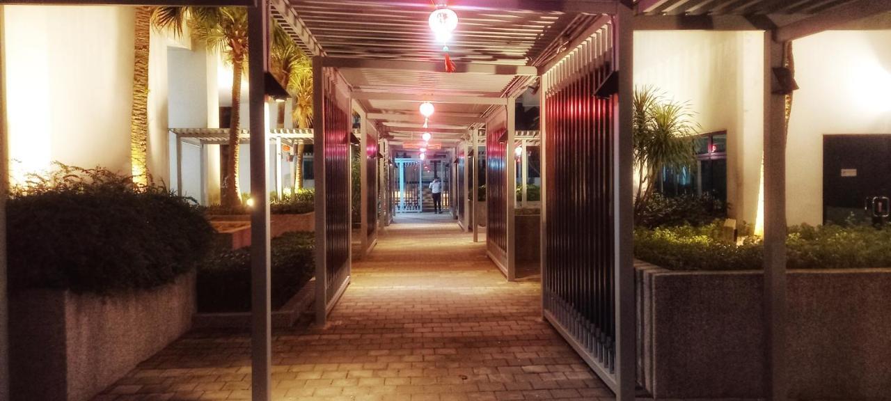 Luxe Suites At Skyloft 新山 外观 照片