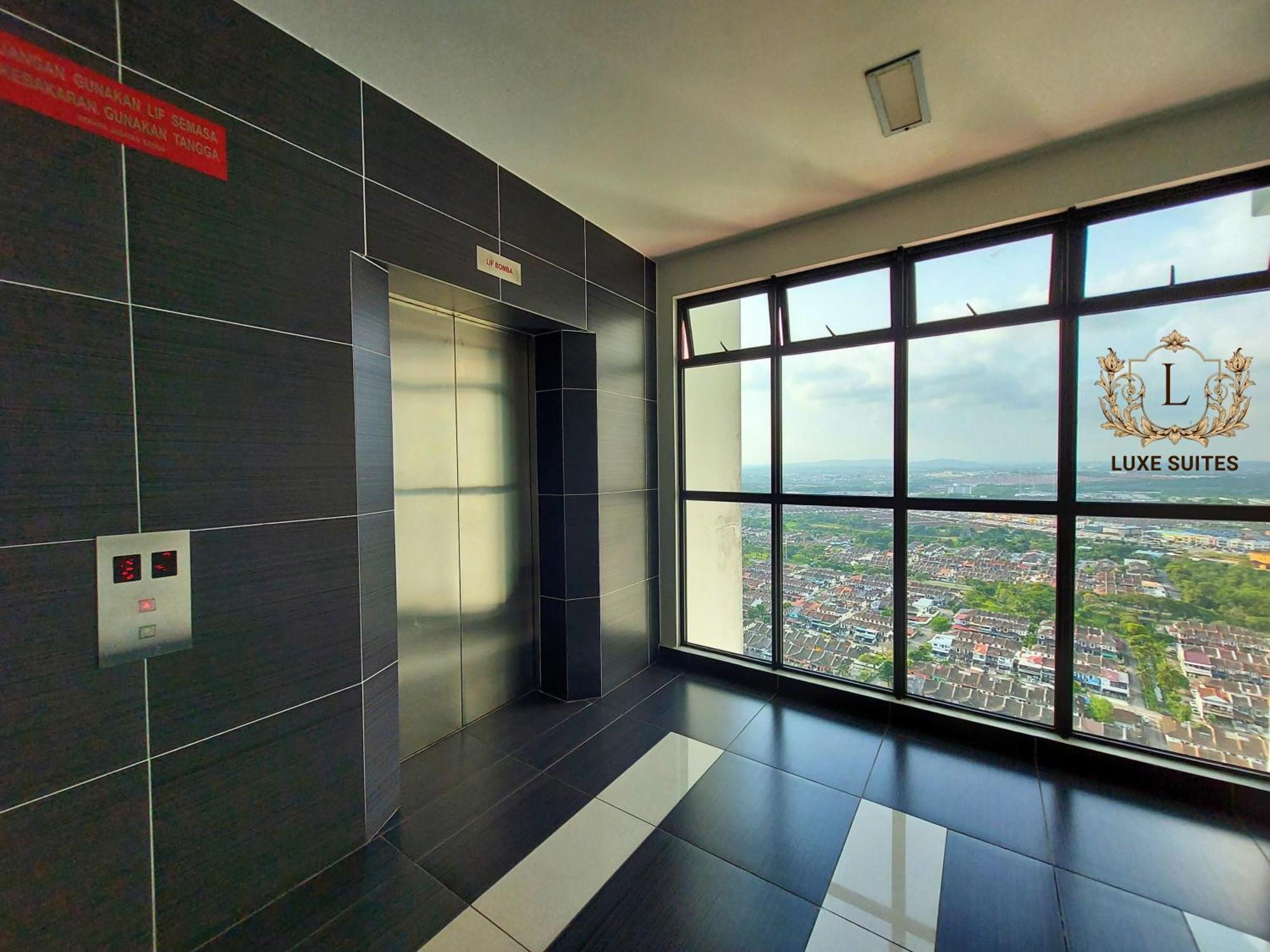 Luxe Suites At Skyloft 新山 外观 照片
