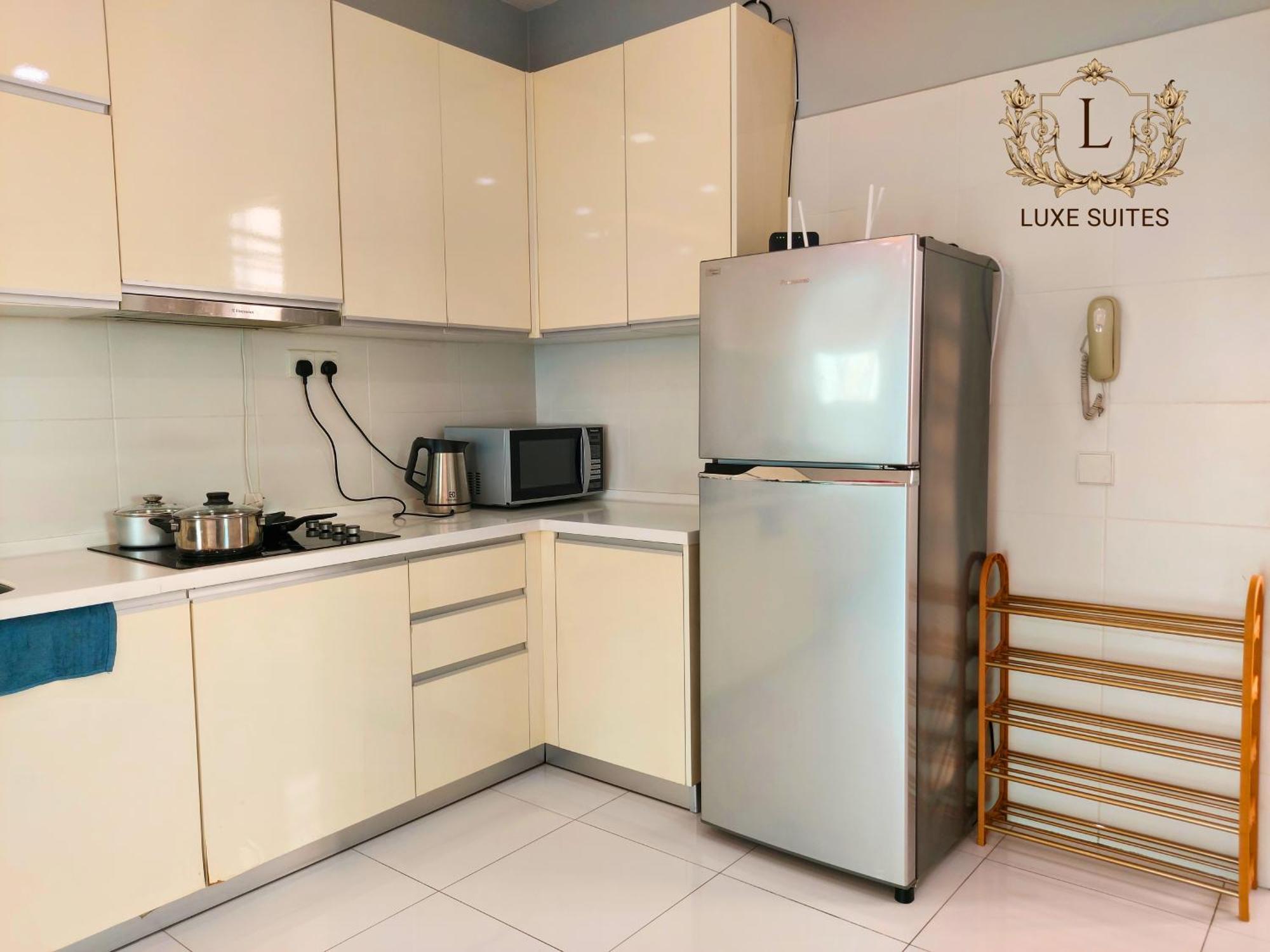 Luxe Suites At Skyloft 新山 外观 照片