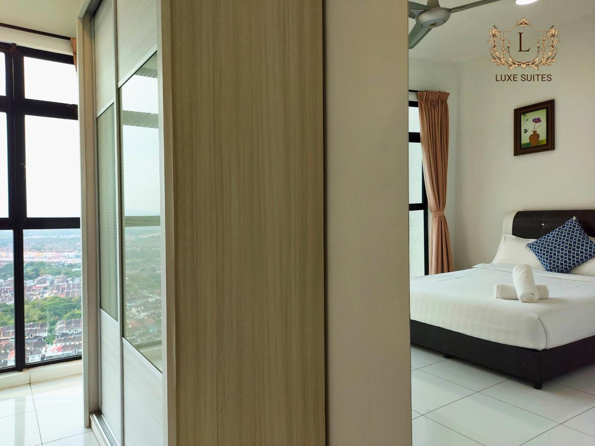 Luxe Suites At Skyloft 新山 外观 照片