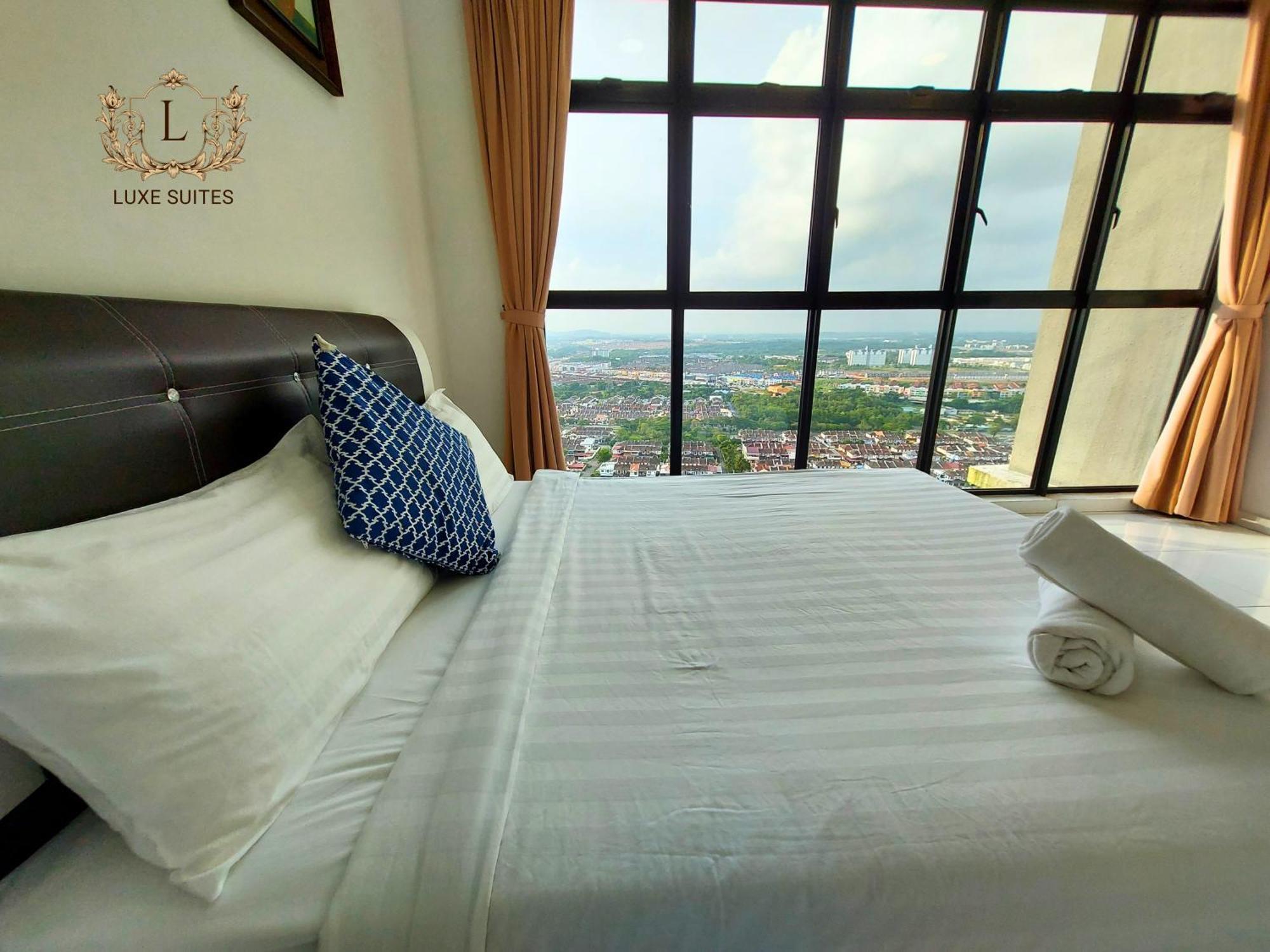 Luxe Suites At Skyloft 新山 外观 照片