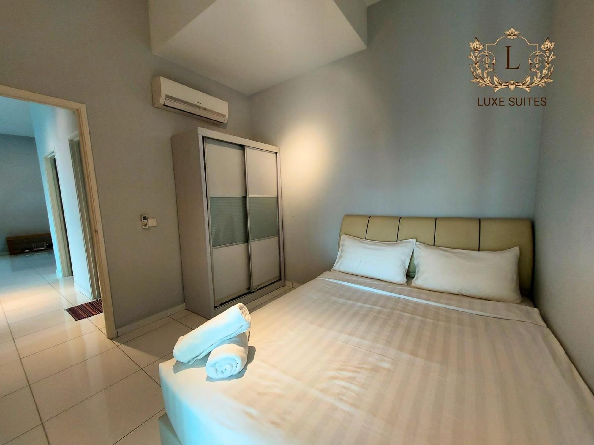 Luxe Suites At Skyloft 新山 外观 照片