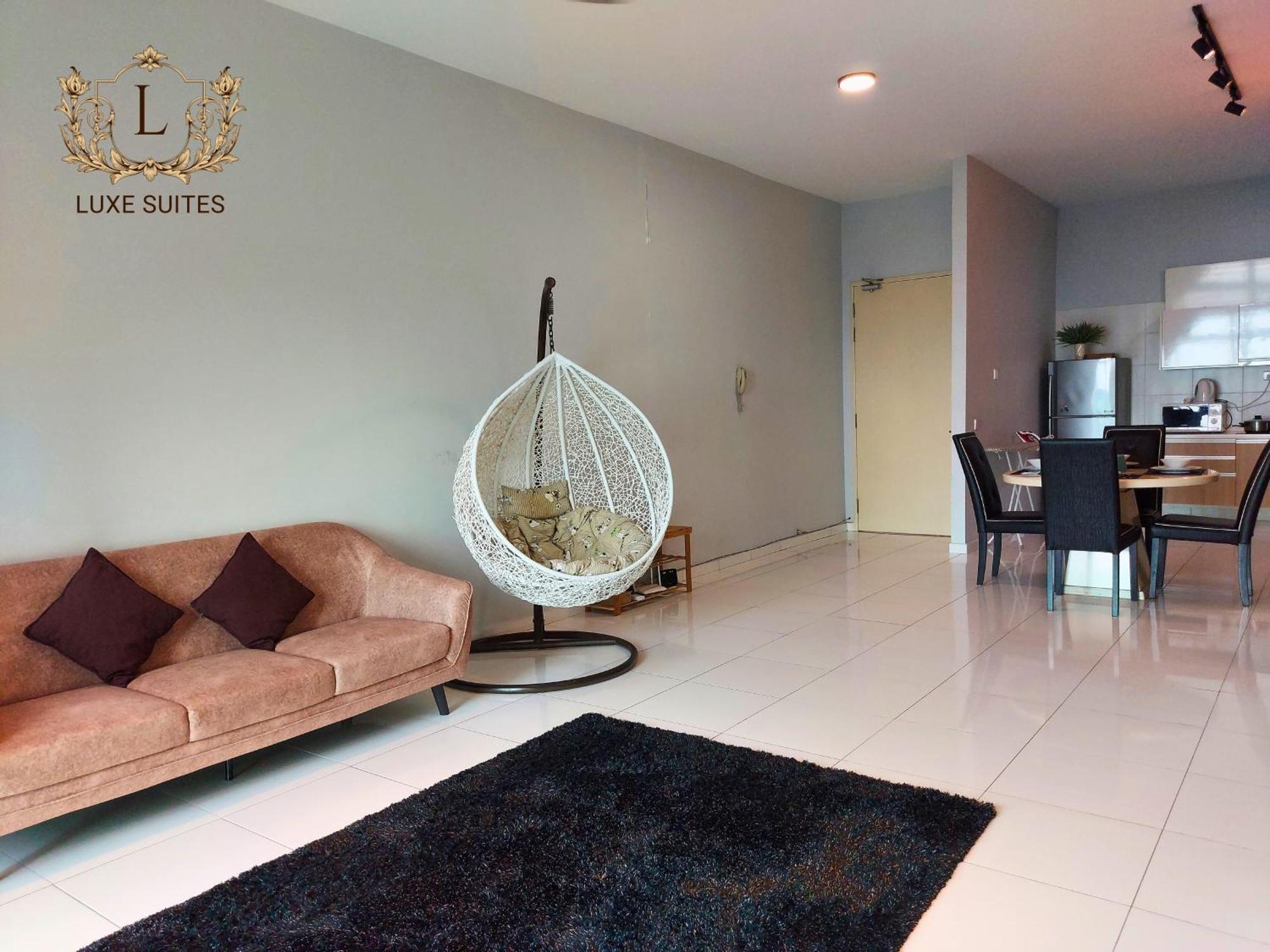 Luxe Suites At Skyloft 新山 外观 照片